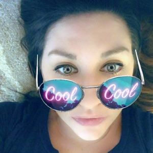 Meet your Posher, Julianne